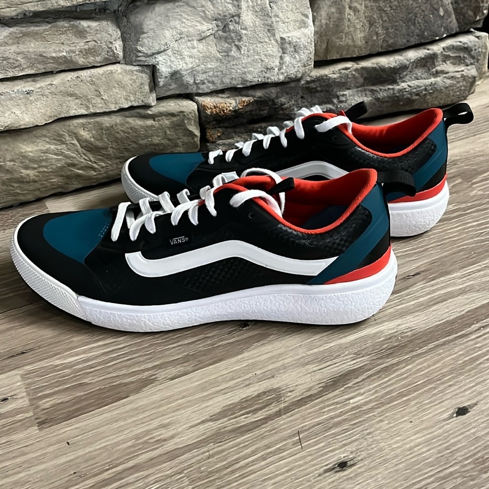 Vans carbon rage sneakers/11.5